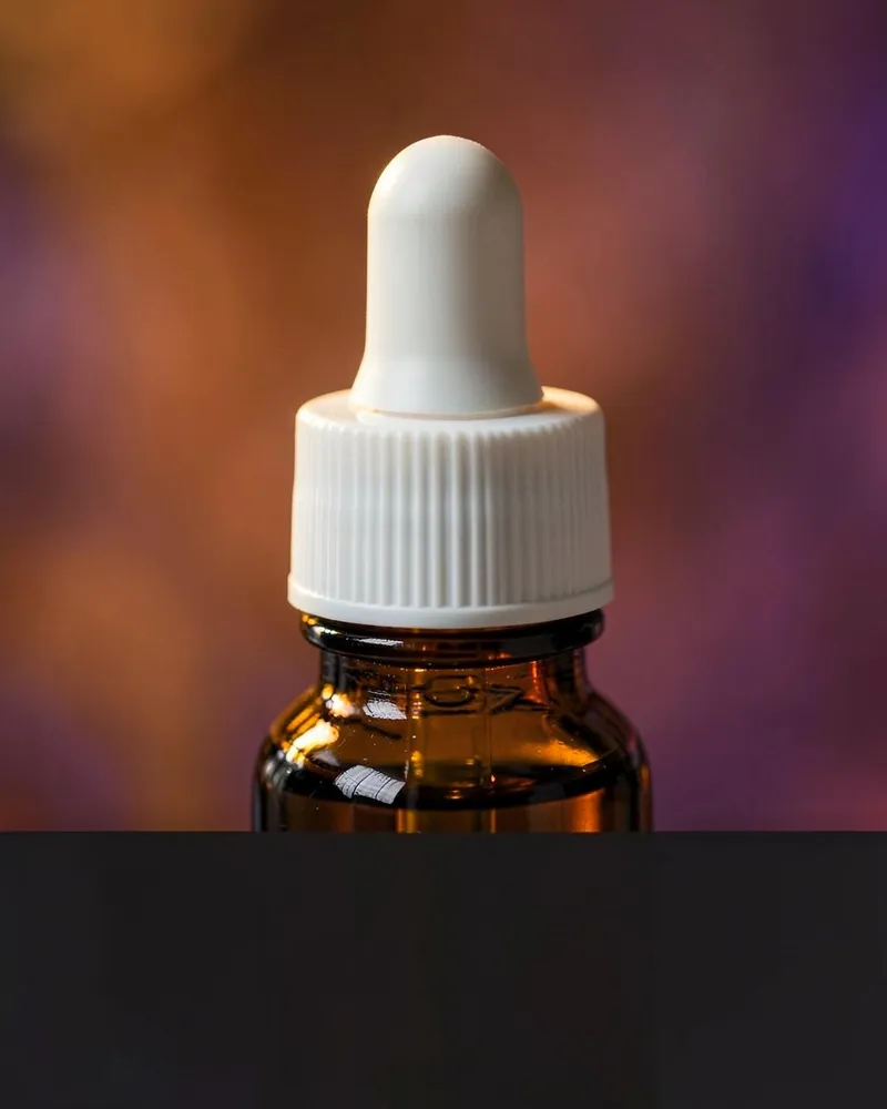 Example ad for Lumen Skin: Precision in every drop